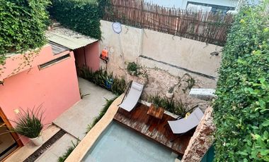 CASA AMUEBLADA EN VENTA EN VALLADOLID YUCATAN, ZONA SISAL, MUY CERCA DE CALZADA LOS FRAILES, DE 5 CALLES, CONVENTO SAN BERNARDINO, ATN INVERSIONISTAS
