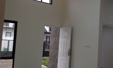 Di Jual Rumah Baru Siap Huni Dalam Cluster Area Timur Kampus UII Jalan Besi-Jalan Kaliurang Sleman