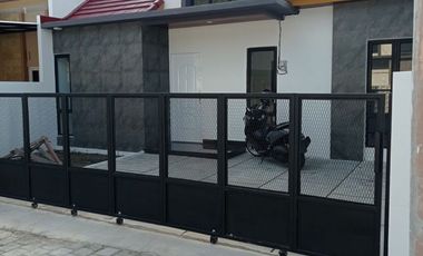 Di Jual Rumah Baru Siap Huni Dalam Cluster Area Timur Kampus UII Jalan Besi-Jalan Kaliurang Sleman