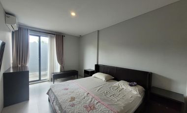 Rumah Minimalis Strategis 2 Lantai di Setraduta Dago Grande