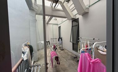 Dijual Kost Full Penghuni di Kawasan Ramai, Daan Mogot