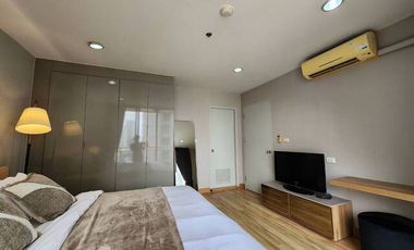 Asoke Place Condo for Rent near Asok BTS & Sukhumvit MRT