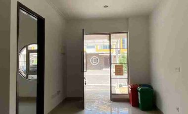 Disewakan Rumah Pik2 Cluster Hawai uk 6x12,5m