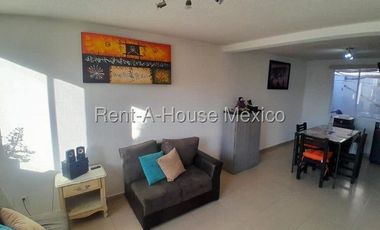 La Piedad - RENTA. Casa amueblada de 2 recámaras