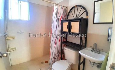 La Piedad - RENTA. Casa amueblada de 2 recámaras