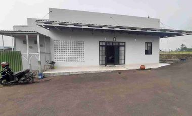 Rumah Kolam ikan & kebun