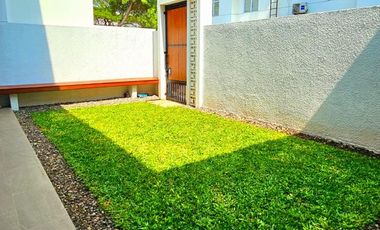 Rumah 2 Lantai Siap Huni Semi Furnished di Cluster Palm Spring, JGC.