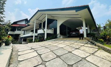 Affordable, Comfortable, and Beautiful Villa in Trawas Garden, Mojokerto