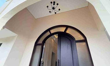 RUMAH MEWAH KLASIK FULLY FURNISHED MODERN - KUALITAS PREMIUM DEKAT JOGJABAY