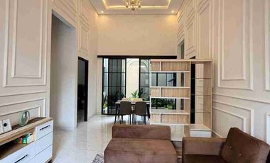 RUMAH MEWAH KLASIK FULLY FURNISHED MODERN - KUALITAS PREMIUM DEKAT JOGJABAY