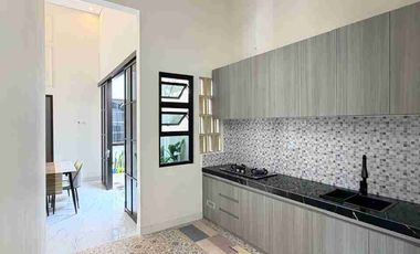 RUMAH MEWAH KLASIK FULLY FURNISHED MODERN - KUALITAS PREMIUM DEKAT JOGJABAY