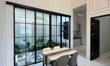 RUMAH MEWAH KLASIK FULLY FURNISHED MODERN - KUALITAS PREMIUM DEKAT JOGJABAY