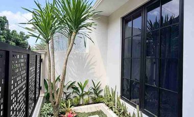 RUMAH MEWAH KLASIK FULLY FURNISHED MODERN - KUALITAS PREMIUM DEKAT JOGJABAY