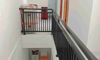 Rumah Modern Minimalis 2 Lantai di Tukad Pakerisan Panjer Bali