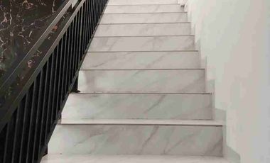 Rumah Modern Minimalis 2 Lantai di Tukad Pakerisan Panjer Bali