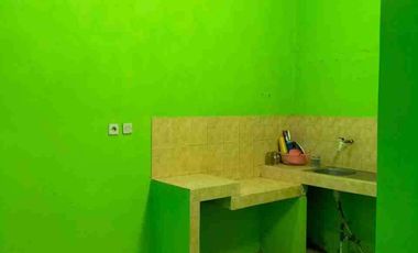 RUMAH DISKON JUTAAN DEKAT RSU HASTUTI DI PLUMBUNGAN KARANGMALANG SRAGEN