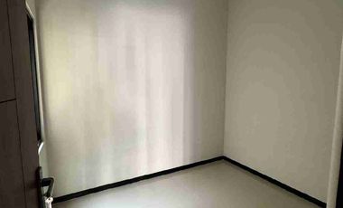 Alana gunungsari baru 5 x 12