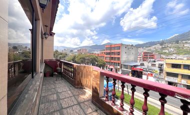 Casa de venta Av. Mariscal Sucre sur de Quito muy cerca cel C.C. Atahualpa