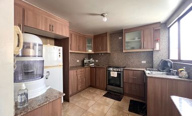 Casa de venta Av. Mariscal Sucre sur de Quito muy cerca cel C.C. Atahualpa