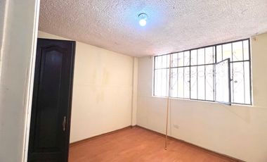 Casa de venta Av. Mariscal Sucre sur de Quito muy cerca cel C.C. Atahualpa