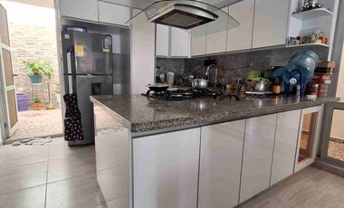 VENTA CASA EN FUSAGASUGÁ HERMOSA