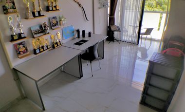 Rumah Mewah Arcamanik Cisaranten Kulon Full Furnished Swimming Pool | LA069