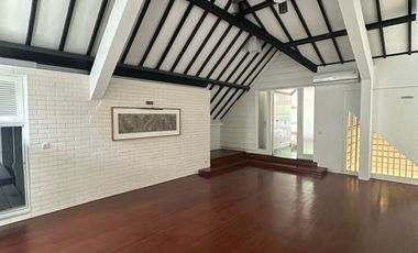 Rumah disewakan di Pondok Indah