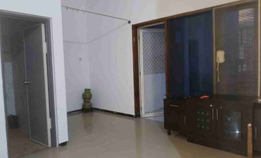 DISEWAKAN RUMAH FULL FURNISH, BEBAS BANJIR & AMAN DUKUH KUPANG TIMUR