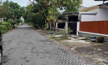 DISEWAKAN RUMAH FULL FURNISH, BEBAS BANJIR & AMAN DUKUH KUPANG TIMUR