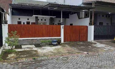 DISEWAKAN RUMAH FULL FURNISH, BEBAS BANJIR & AMAN DUKUH KUPANG TIMUR