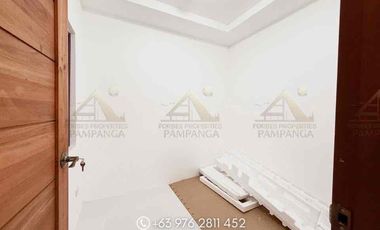 ₱8.7M 𝐁𝐫𝐚𝐧𝐝 𝐍𝐞𝐰 𝟒-𝐁𝐞𝐝𝐫𝐨𝐨𝐦 𝐇𝐨𝐮𝐬𝐞 𝐚𝐧𝐝 𝐋𝐨𝐭 𝐍𝐞𝐚𝐫 𝐂𝐥𝐚𝐫𝐤, 𝐏𝐚𝐦𝐩𝐚𝐧𝐠𝐚 – 𝐒𝐞𝐦𝐢-𝐅𝐮𝐫𝐧𝐢𝐬𝐡𝐞𝐝, 𝐑𝐞𝐚𝐝𝐲 𝐟𝐨𝐫 𝐌𝐨𝐯𝐞-𝐈𝐧