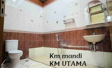 DISEWAKAN RUMAH KOMPLEK BATUNUNGGAL INDAH