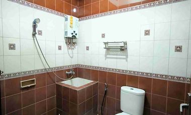 DISEWAKAN RUMAH KOMPLEK BATUNUNGGAL INDAH