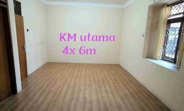 DISEWAKAN RUMAH KOMPLEK BATUNUNGGAL INDAH