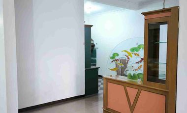 DISEWAKAN RUMAH KOMPLEK BATUNUNGGAL INDAH