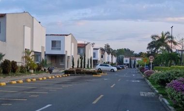 SE VENDE CIUDAD CIUAD COUNTRY TUCAN