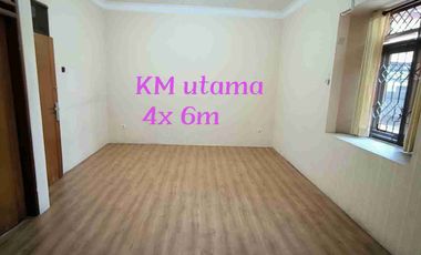 sewa murah rumah di perumahan elite batu Nunggal