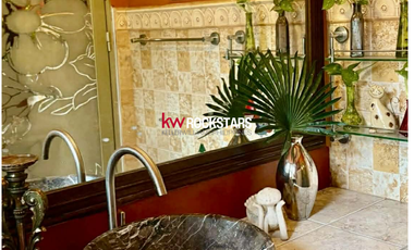 𝐅𝐎𝐑 𝐒𝐀𝐋𝐄! 𝐇𝐨𝐮𝐬𝐞 𝐚𝐧𝐝 𝐋𝐨𝐭 𝐢𝐧 𝐏𝐫𝐨𝐯𝐢𝐝𝐞𝐧𝐭 𝐕𝐢𝐥𝐥𝐚𝐠𝐞, 𝐌𝐚𝐫𝐢𝐤𝐢𝐧𝐚 𝐂𝐢𝐭𝐲