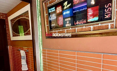 𝐅𝐎𝐑 𝐒𝐀𝐋𝐄! 𝐇𝐨𝐮𝐬𝐞 𝐚𝐧𝐝 𝐋𝐨𝐭 𝐢𝐧 𝐏𝐫𝐨𝐯𝐢𝐝𝐞𝐧𝐭 𝐕𝐢𝐥𝐥𝐚𝐠𝐞, 𝐌𝐚𝐫𝐢𝐤𝐢𝐧𝐚 𝐂𝐢𝐭𝐲