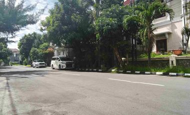 Rumah Mewah Paling depan