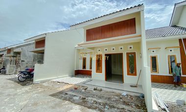RUMAH BARU DALAM CLUSTER, DEKAT CANDI SAMBISARI, KALASAN, SLEMAN