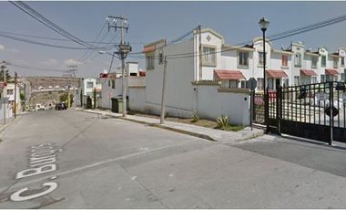 COHC (EMB) CASA EN VENTA DE CONTADO EN URBI VILLA DEL REY EDO MEX