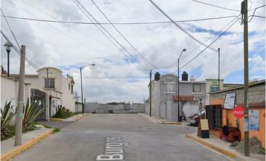 COHC (EMB) CASA EN VENTA DE CONTADO EN URBI VILLA DEL REY EDO MEX