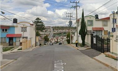 COHC (EMB) CASA EN VENTA DE CONTADO EN URBI VILLA DEL REY EDO MEX