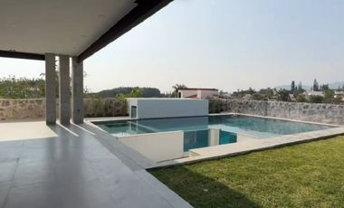 TERRENO EN VENTA EN FRACCIONAMIENTO LOMAS DE COCOYOC MORELOS