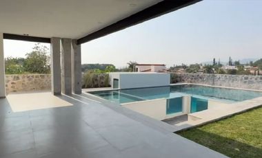 TERRENO EN VENTA EN FRACCIONAMIENTO LOMAS DE COCOYOC MORELOS