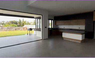 TERRENO EN VENTA EN FRACCIONAMIENTO LOMAS DE COCOYOC MORELOS
