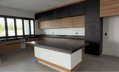TERRENO EN VENTA EN FRACCIONAMIENTO LOMAS DE COCOYOC MORELOS