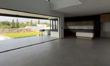 TERRENO EN VENTA EN FRACCIONAMIENTO LOMAS DE COCOYOC MORELOS