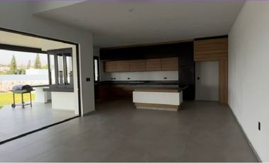 TERRENO EN VENTA EN FRACCIONAMIENTO LOMAS DE COCOYOC MORELOS